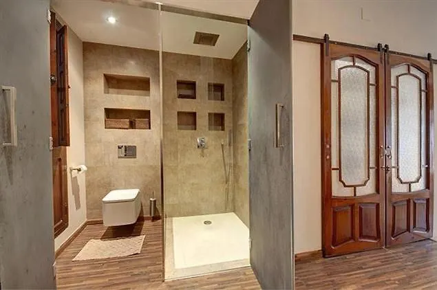 Beautiful House With Terrace شقة فالنسيا