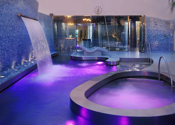 Arenas Balneario Ξενοδοχείο 5*