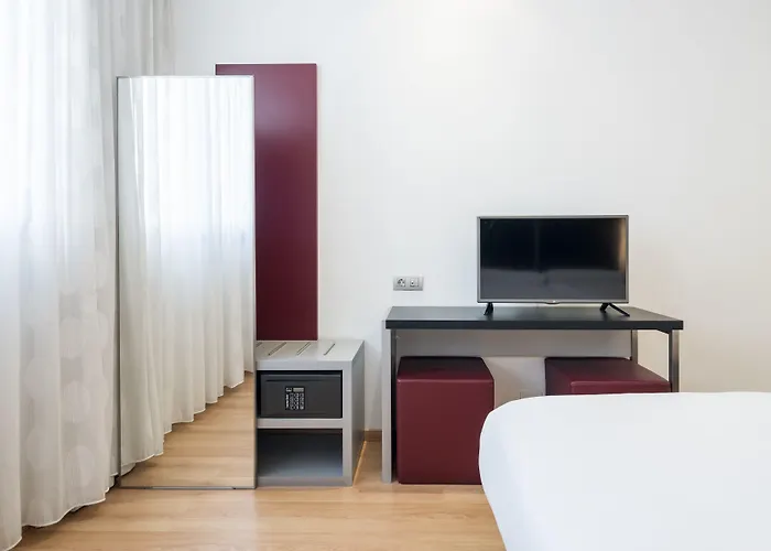 Ilunion Aqua 3 מלון 3*