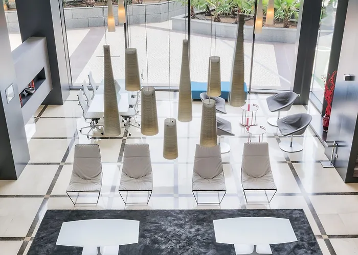 Ilunion Aqua 4 Hotel 4*