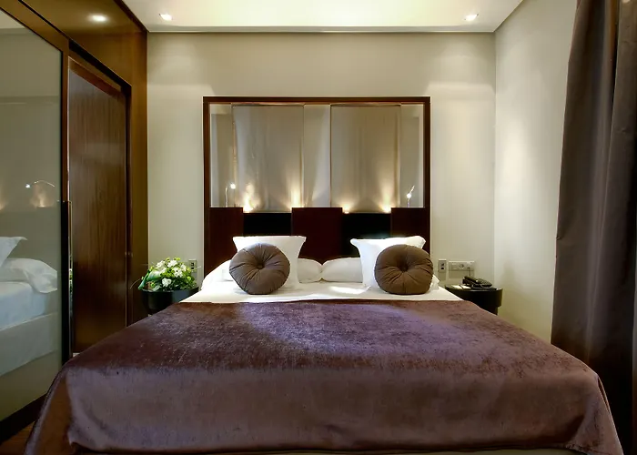 מלון Vincci Palace 4*