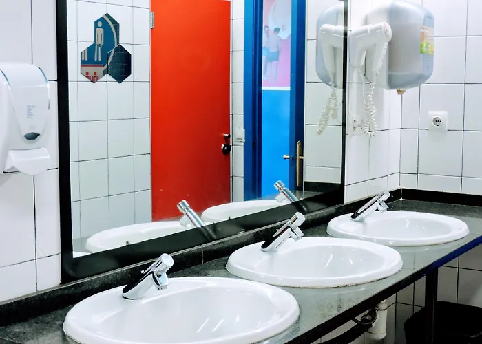 Feetup Backpackers Hostel