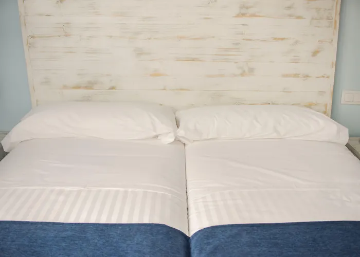 Ad Hoc Carmen 2* Valensiya