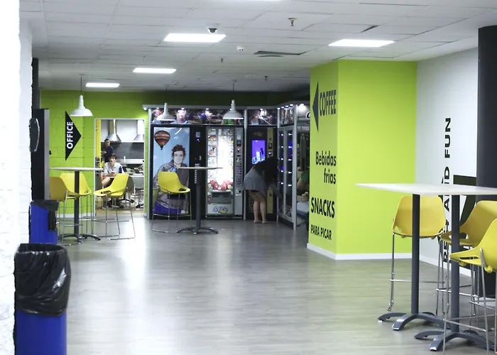 Juvenil Colegio Mayor Galileo Galilei 아파트