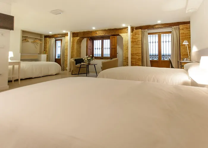 Host & Hotel Valence