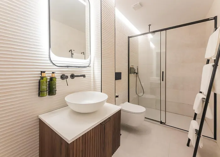 Guastavino By Alma Valence