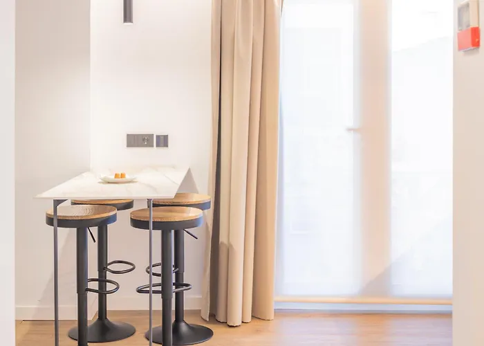 Guastavino By Alma Valence