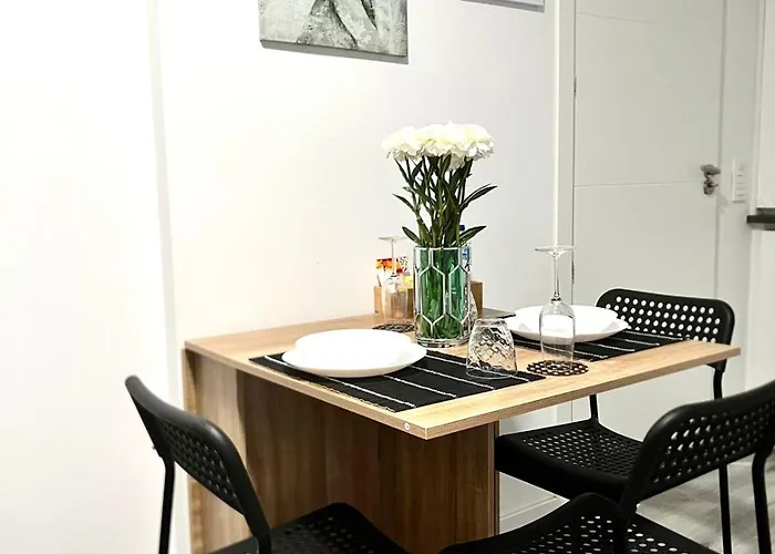 Loft Cerca Del Centro De شقة