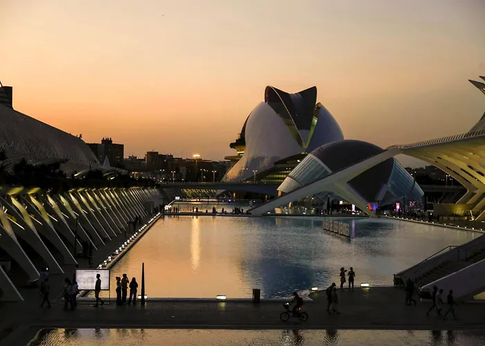 Duplex-port-valencia 14 بيت للعطل *