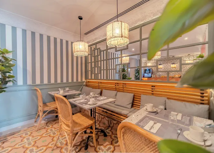 Soho Boutique Turia Hotel 4*