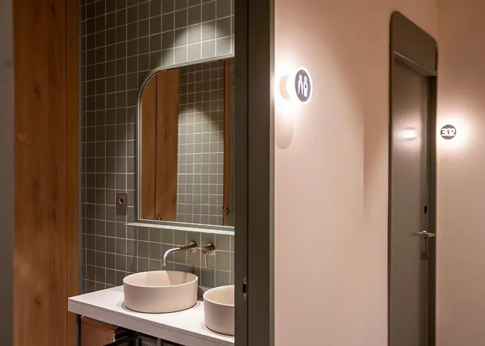 Camila بيت شباب