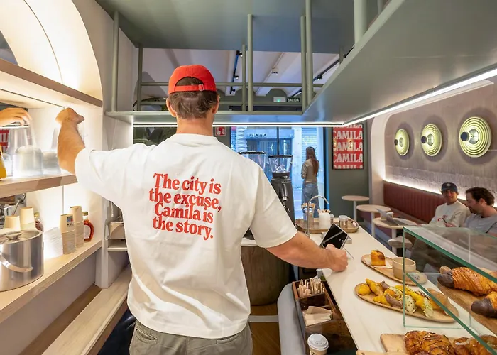 بيت شباب Camila فالنسيا