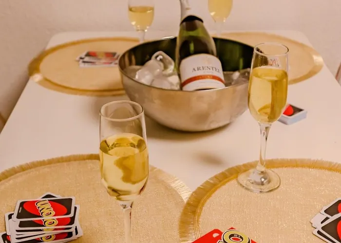 Cabanal Beachfront , 1 Min To Sea , Ac , Coffee , Balcony , Fastwifi 아파트 발렌시아