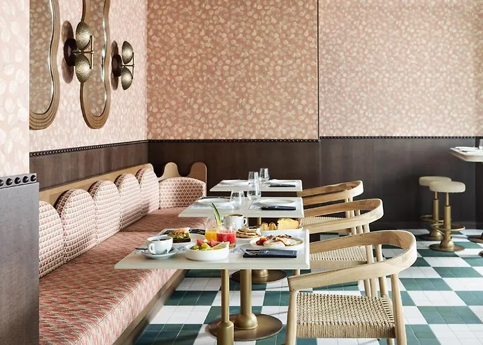 One Shot Puerta Ruzafa Hotel 4*