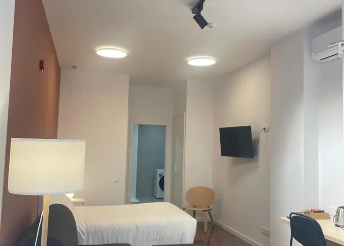 Espai Verd Benimaclet Lejlighedshotel 3*
