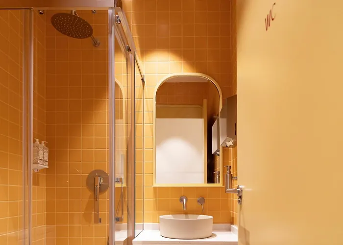 Camila بيت شباب