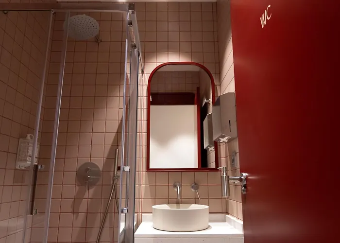 Camila بيت شباب فالنسيا