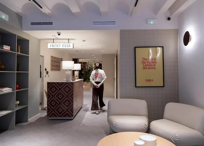 Camila بيت شباب فالنسيا