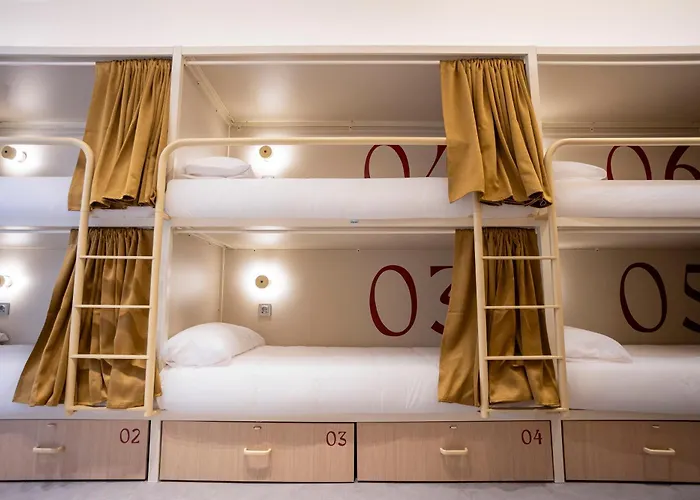 Camila بيت شباب *