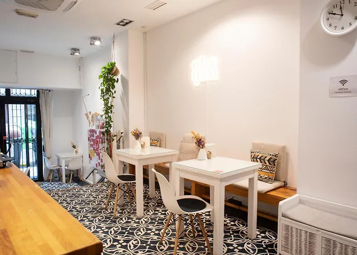 Abcyou Bed & Breakfast 4*