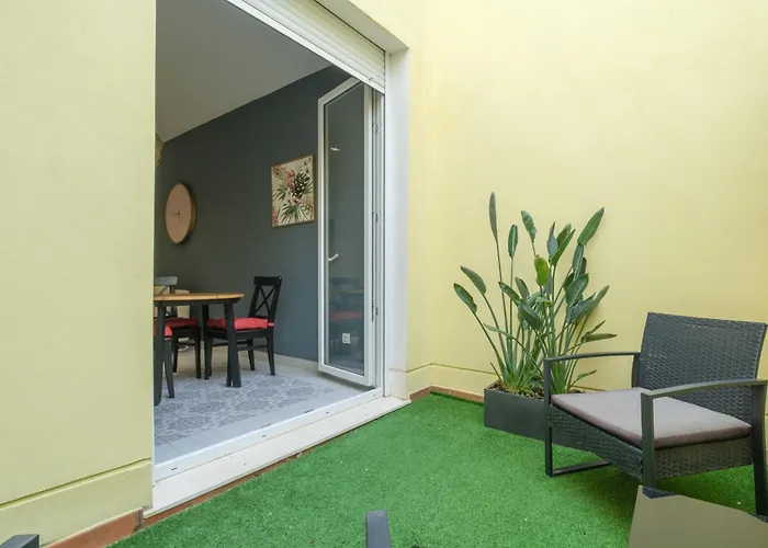 Chic & Comfortable Apartment, Private Terrace 4* فالنسيا