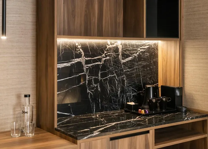 Blanq Gran Via 4* 발렌시아