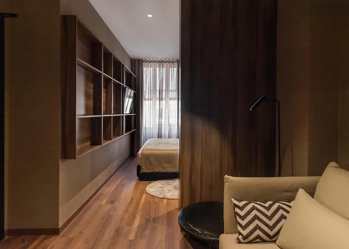 Blanq Gran Via 호텔 4*