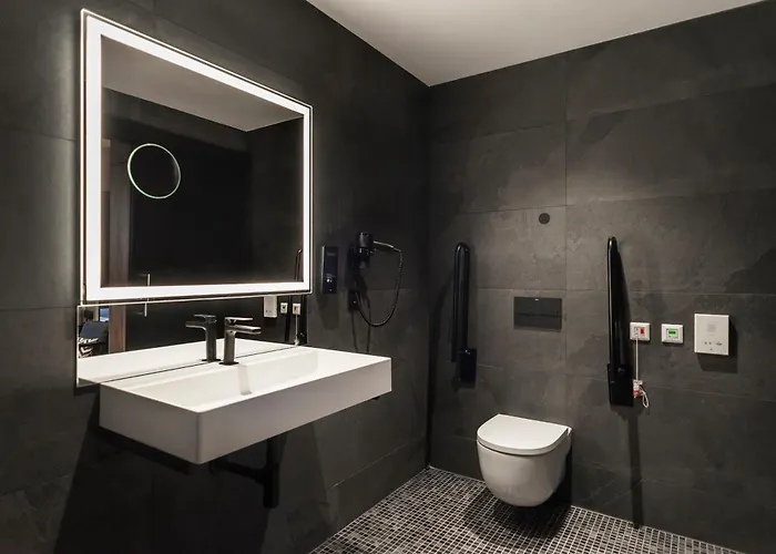 Blanq Gran Via 호텔