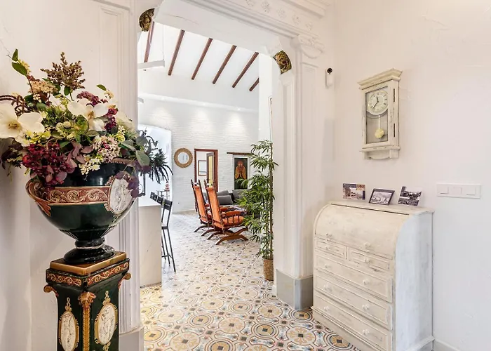 Guestready - Traditional House Near Malvarrosa بيت ضيافة