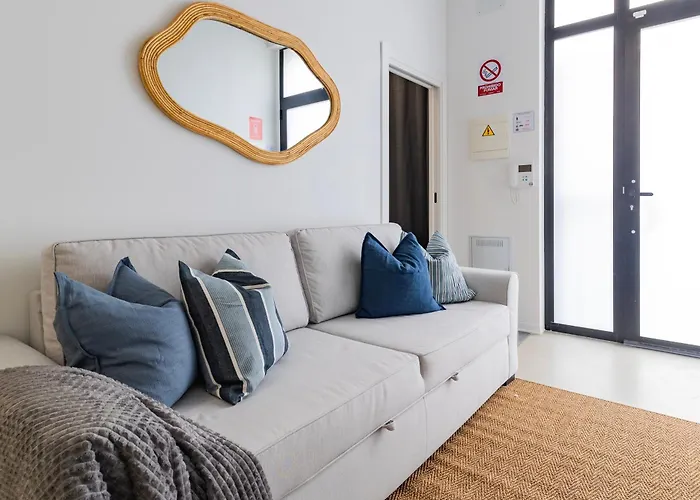 Modern & Stylish Close To The Apartamento