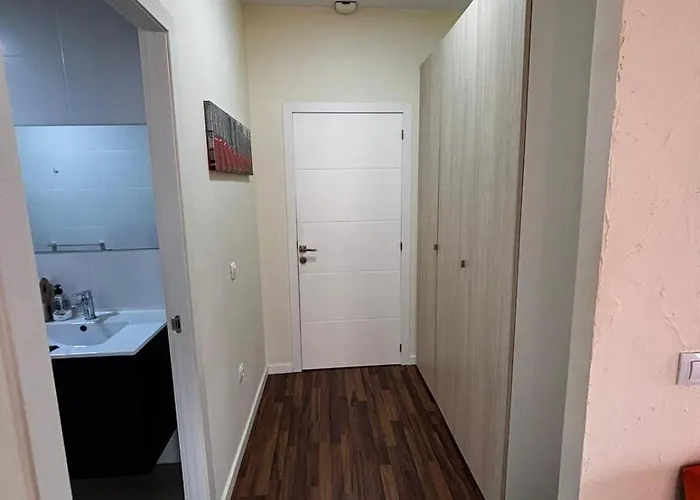 Moderno Cerca Del Centro Y La Playa Apartamento