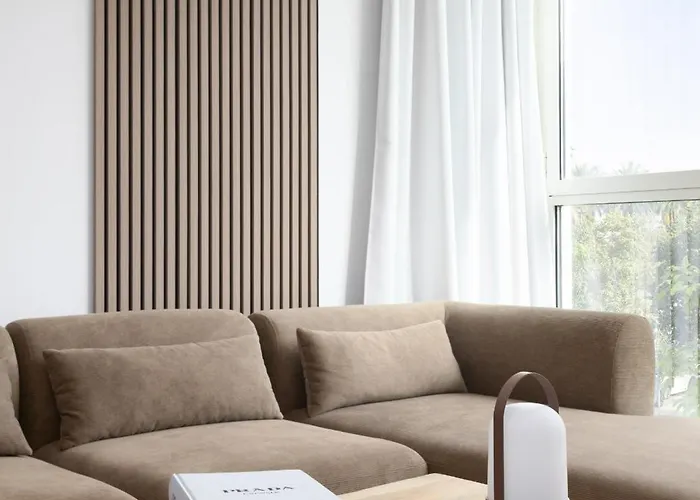 Apartup Port Marina Azura شقة *