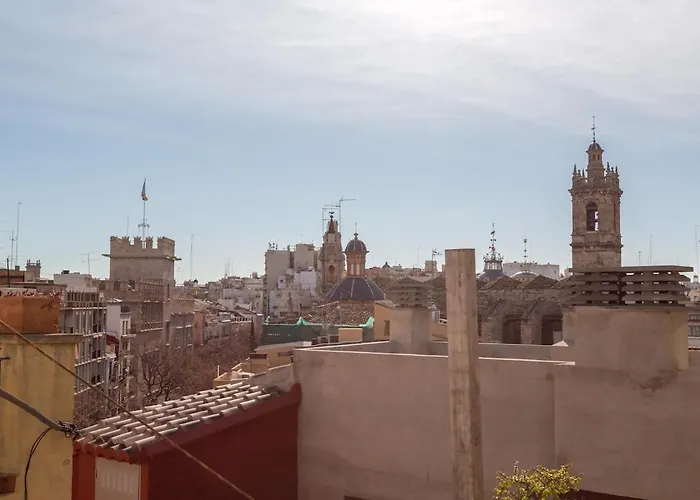Atico Exclusivo Del Siglo Xvi Con Terraza Privada En El Corazon De Ciutat Vella Apartment