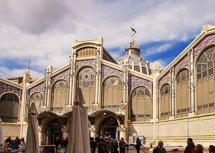 Atico Exclusivo Del Siglo Xvi Con Terraza Privada En El Corazon De Ciutat Vella Valencia