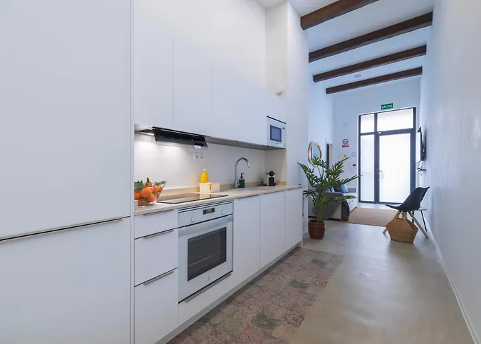 Modern & Stylish Close To The Apartamento Valência