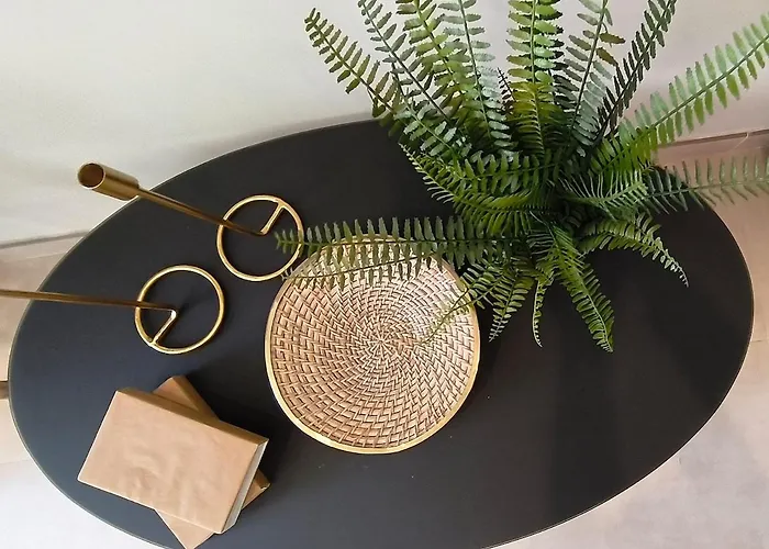 Apartman Loft - B4 Smart Access & Urban Calm *