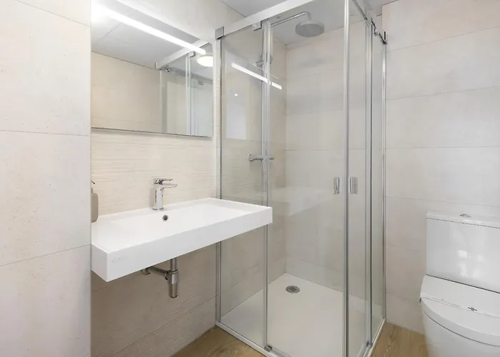 Apartup Port Marina Azura شقة