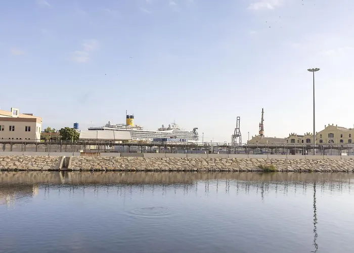 Apartup Port Marina Azura شقة *