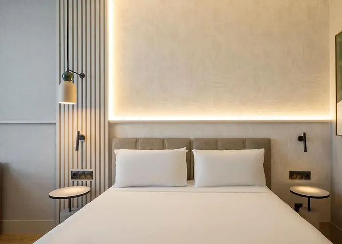 酒店 伊鲁尼昂瓦伦西亚3号酒店 瓦伦西亚