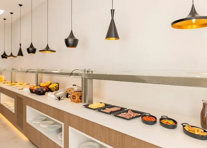 伊鲁尼昂瓦伦西亚3号酒店 酒店 瓦伦西亚