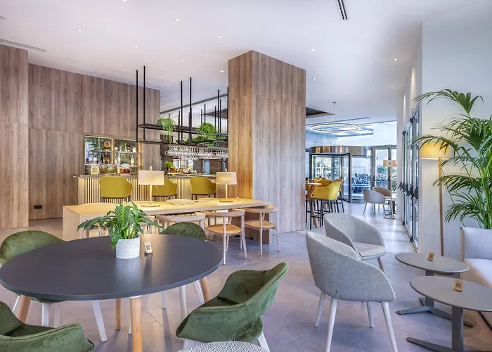 Innside By Melia Valencia Oceanic Otel Valensiya