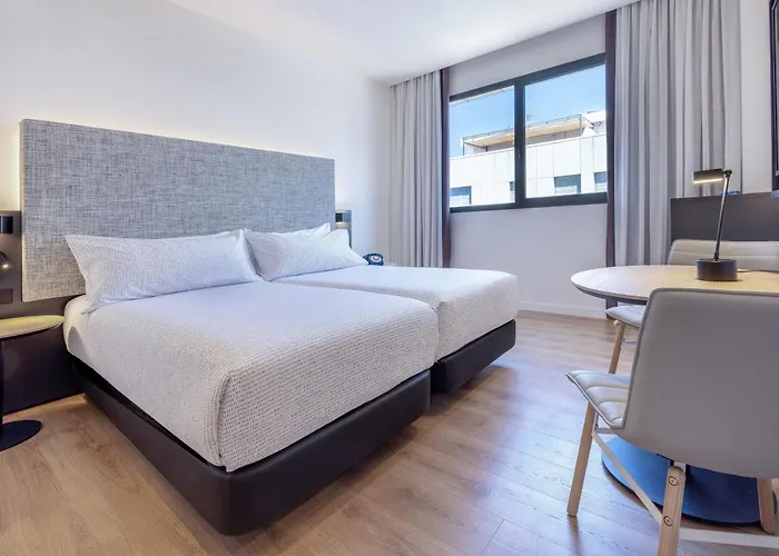 Otel Innside By Melia Valencia Oceanic Valensiya