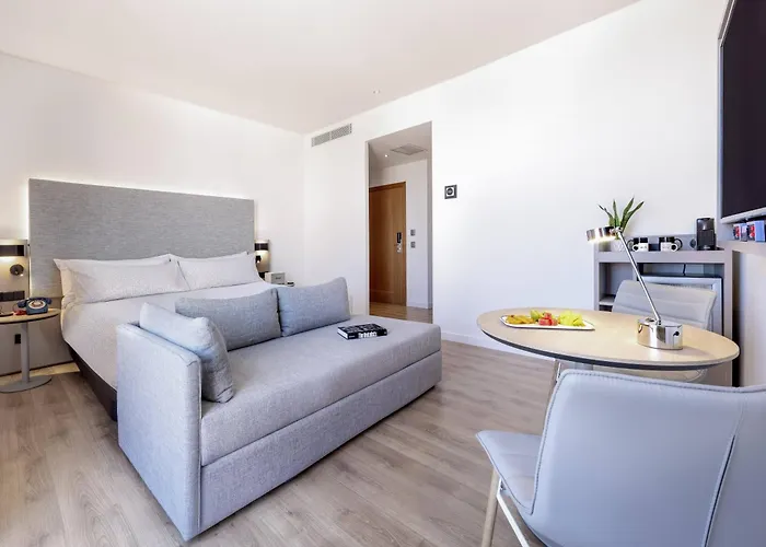 Innside By Melia Valencia Oceanic Otel 4*