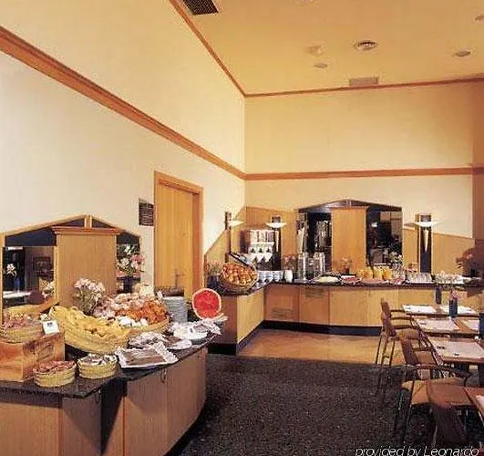 Express Ciudad De Ciencias By Ihg Hotell 3*