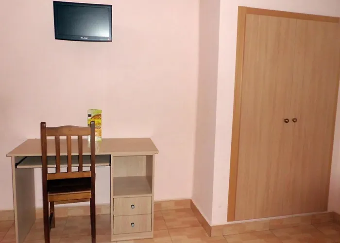 Abastos Гостевой дом Валенсия