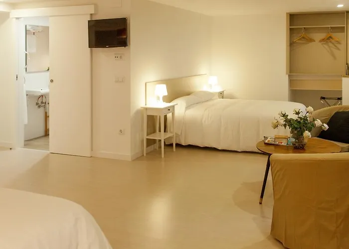 Host & Hotel Valence