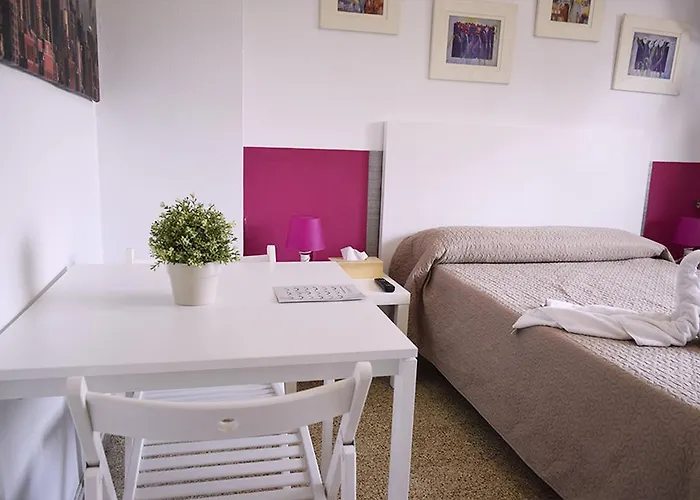 Suits You: Adults-only Centro Historico With Auto Check-in Hotel 2*