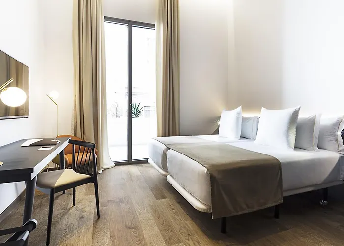 One Shot Mercat Hotel 4*