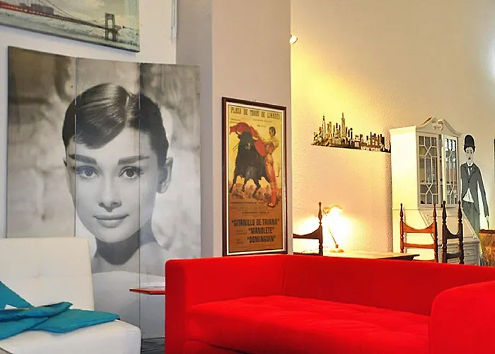 Suits You: Adults-only Centro Historico With Auto Check-in Valencia