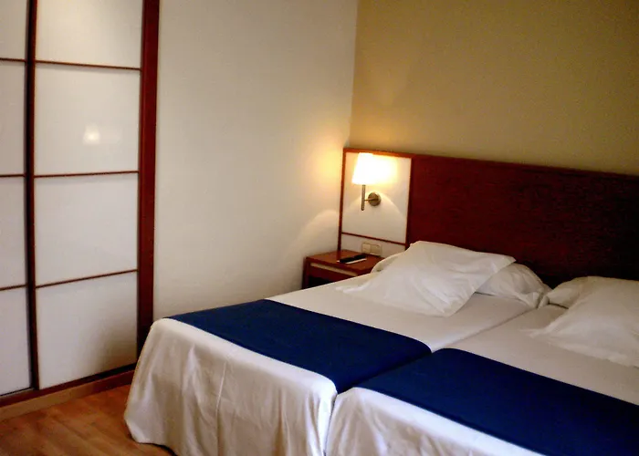 Rh Sorolla Centro 3*
